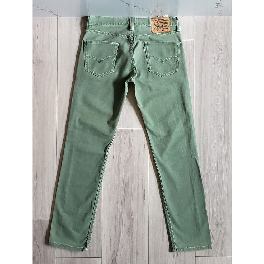 Levi's Slim Straight Jeans in Green